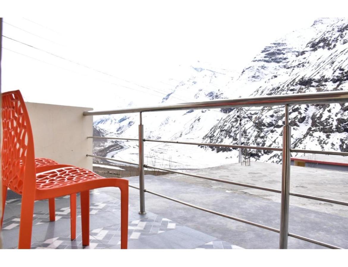 Hotel Peak View, Lahaul Sissu Екстер'єр фото